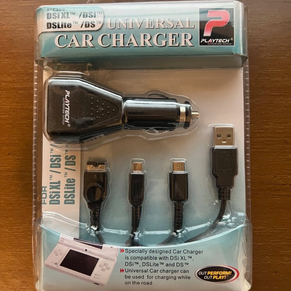 Nintendo DSi Car Adapter/Charger KIT PLAYTECH BRAND BRAND NEW IN PACKAGE
